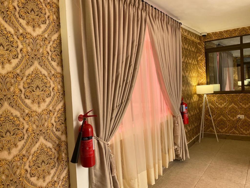 Milton Avenue Suites Άκρα Εξωτερικό φωτογραφία
